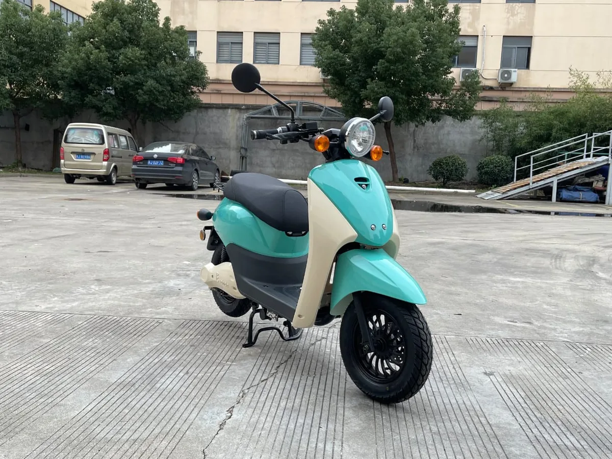 Location Scooter rétro Xmoto à Agadir et Taghazout